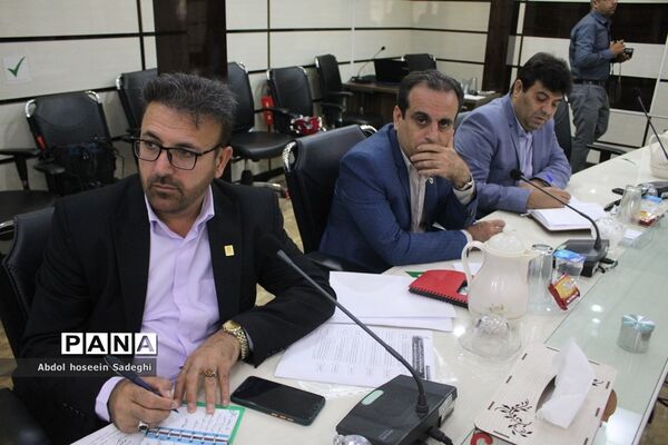 جلسه ستاد برنامه‌ریزی فعالیت‌های تابستانی دانش‌آموزان استان بوشهر