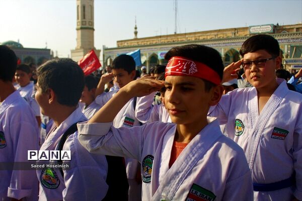 اجتماع هزاران نفری سرود سلام فرمانده در مسجد جمکران -2