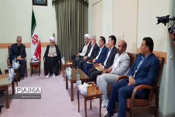 دیدار وزیر آموزش و پرورش با نماینده ولی فقیه در استان فارس