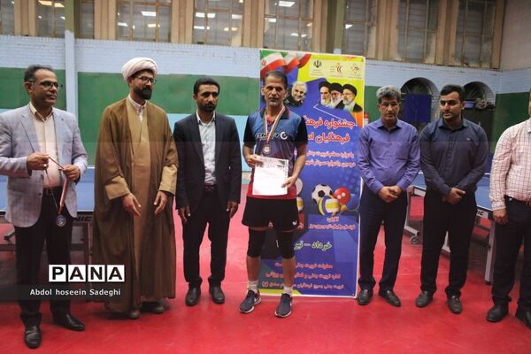 جشنواره فرهنگی  ورزشی فرهنگیان استان بوشهر رشته تنیس روی میز آقایان