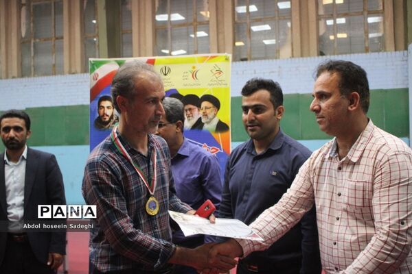 جشنواره فرهنگی  ورزشی فرهنگیان استان بوشهر رشته تنیس روی میز آقایان
