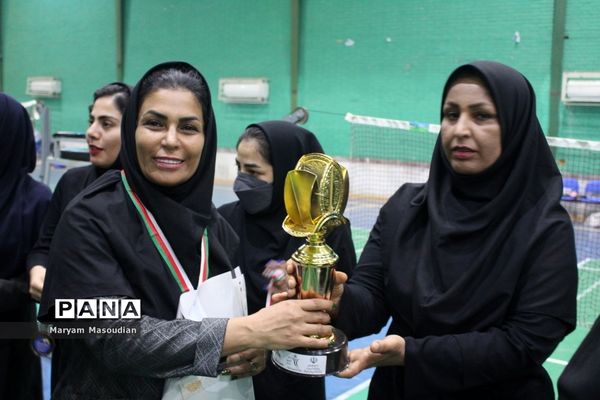 جشنواره فرهنگی ورزشی فرهنگیان استان بوشهر رشته ورزش بدمینتون  بانوان