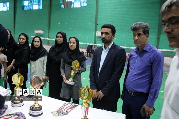 جشنواره فرهنگی ورزشی فرهنگیان استان بوشهر رشته ورزش بدمینتون  بانوان