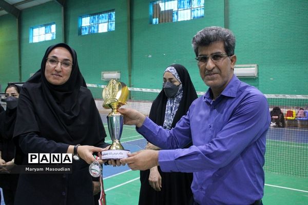 جشنواره فرهنگی ورزشی فرهنگیان استان بوشهر رشته ورزش بدمینتون  بانوان