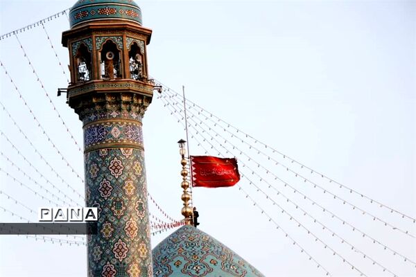 همخوانی سرود سلام فرمانده در مسجد مقدس جمکران-3