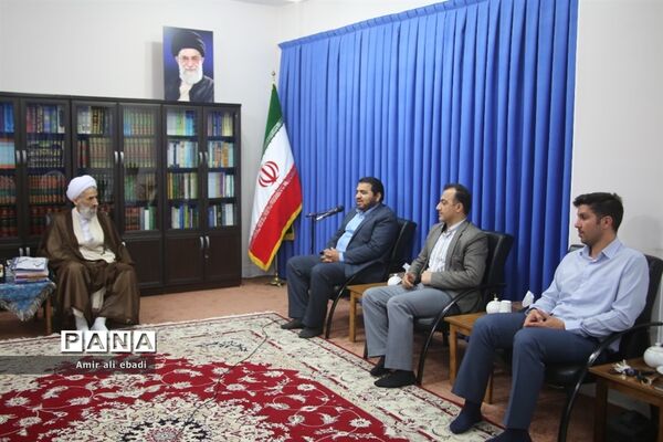 دیدار دبیر شورای هماهنگی مبارزه با مواد مخدر مازندران با نماینده ولی فقیه