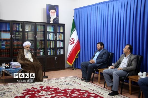 دیدار دبیر شورای هماهنگی مبارزه با مواد مخدر مازندران با نماینده ولی فقیه