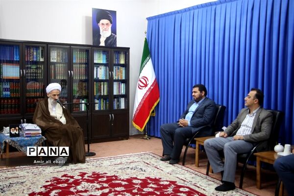 دیدار دبیر شورای هماهنگی مبارزه با مواد مخدر مازندران با نماینده ولی فقیه