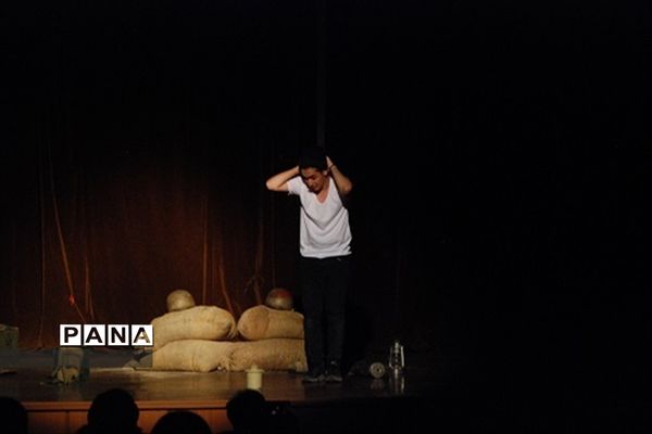 آخرین اجراهای بخش زیر 18 سال جشنواره تئاتر کودک و نوجوان