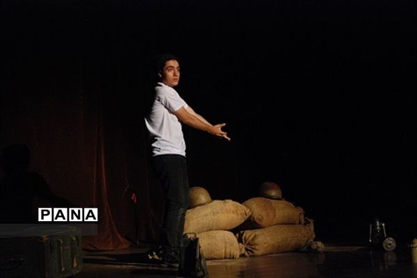 آخرین اجراهای بخش زیر 18 سال جشنواره تئاتر کودک و نوجوان