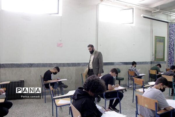 بازدید از روند برگزاری آزمون ورودی مدارس فرهنگ در آموزش و پرورش منطقه ۱۳ تهران