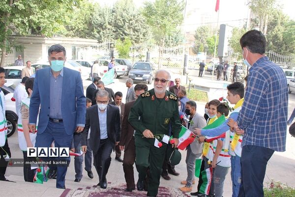 همایش گرامیداشت روز ملی اصناف با حضور پررنگ دانش‌آموزان پیشتاز و خبرنگاران پانا