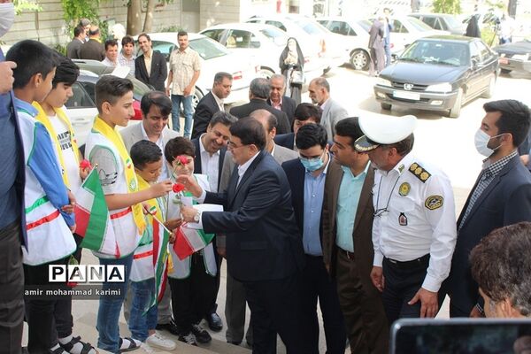 همایش گرامیداشت روز ملی اصناف با حضور پررنگ دانش‌آموزان پیشتاز و خبرنگاران پانا