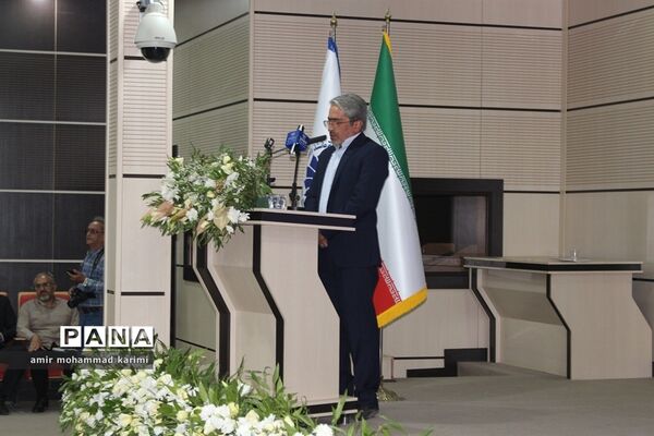 همایش گرامیداشت روز ملی اصناف با حضور پررنگ دانش‌آموزان پیشتاز و خبرنگاران پانا
