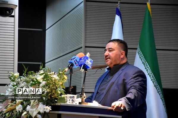 همایش گرامیداشت روز ملی اصناف با حضور پررنگ دانش‌آموزان پیشتاز و خبرنگاران پانا