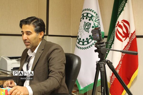 ‌برگزاری دوره مربیگری و داوری بازی‌های فکری با حضور 380 مربی پیشتاز در سازمان دانش‌آموزی فارس