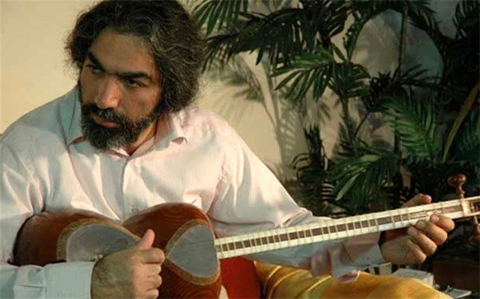 محسن نفر: زبان فارسی ستون و قائمه ایران زمین است