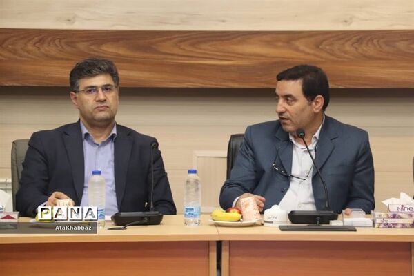 جلسه ستادی استانی بررسی نتایج آزمون استخدامی ادارات