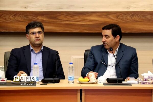 جلسه ستادی استانی بررسی نتایج آزمون استخدامی ادارات