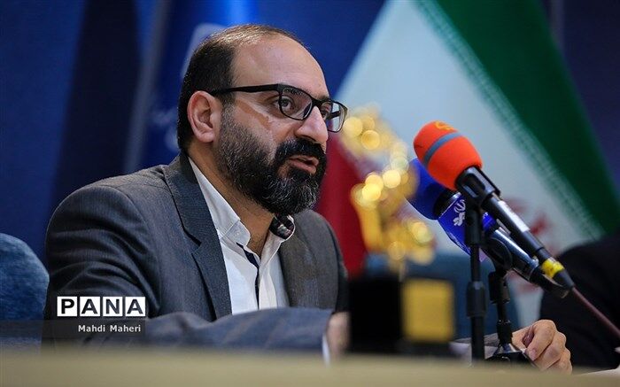 امیر مشهدی‌عباس دبیر بیست و هشتمین جشنواره تئاتر کودک شد