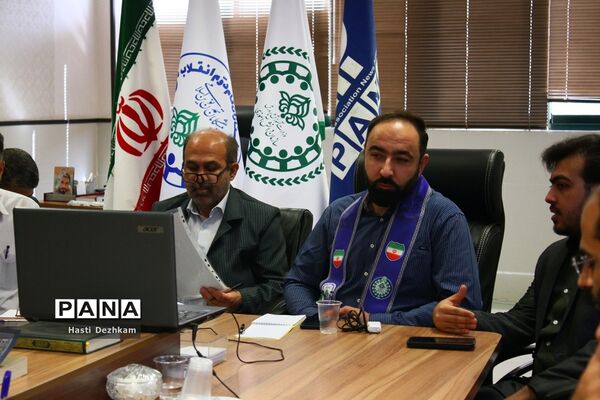 حضور حسین عبادتی در سازمان‌ دانش‌آموزی فارس