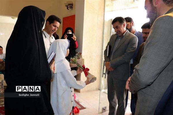 حضور معاون آموزش ابتدایی اداره‌کل آموزش و پرورش فارس در جمع فرهنگیان آباده