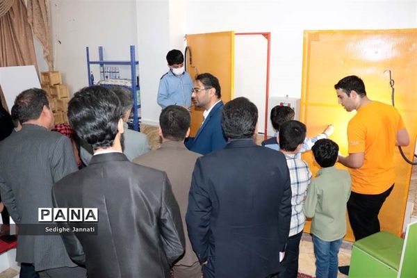 حضور معاون آموزش ابتدایی اداره‌کل آموزش و پرورش فارس در جمع فرهنگیان آباده