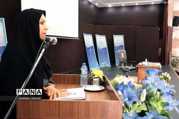 حضور معاون آموزش ابتدایی اداره‌کل آموزش و پرورش فارس در جمع فرهنگیان آباده