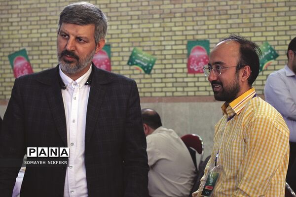 بازدید معاون پرورشی و فرهنگی وزارت آموزش و پرورش از رویداد ایده‌پردازی پیشخان