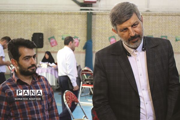 بازدید معاون پرورشی و فرهنگی وزارت آموزش و پرورش از رویداد ایده‌پردازی پیشخان