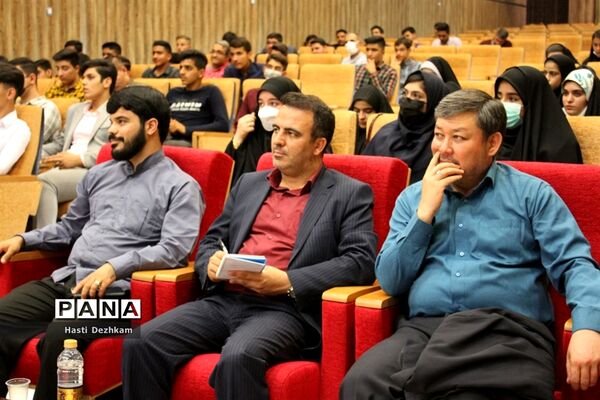 اولین نشست نمایندگان یازدهمین دوره مجلس دانش‌آموزی استان فارس