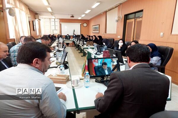 نشست عوامل اجرایی برگزاری کنکور سراسری ناحیه یک شیراز