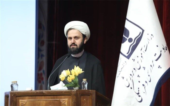 فعالیت بیش از ۱۰ هزار روحانی در مدارس کشور
