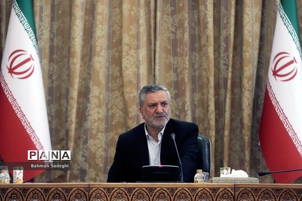 نشست ساماندهی تالاب‌ها و رودخانه‌های رشت با حضور معاون اجرایی رئیس‌جمهوری