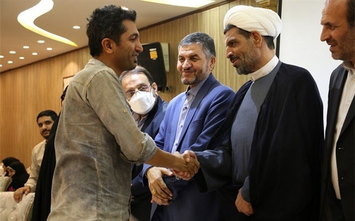 فرزندان شهید شاغل در آموزش و پرورش قم تجلیل شدند
