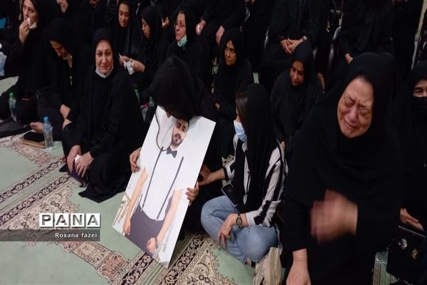 آیین گرامیداشت چهلمین روز درگذشت جانباختگان متروپل در آبادان