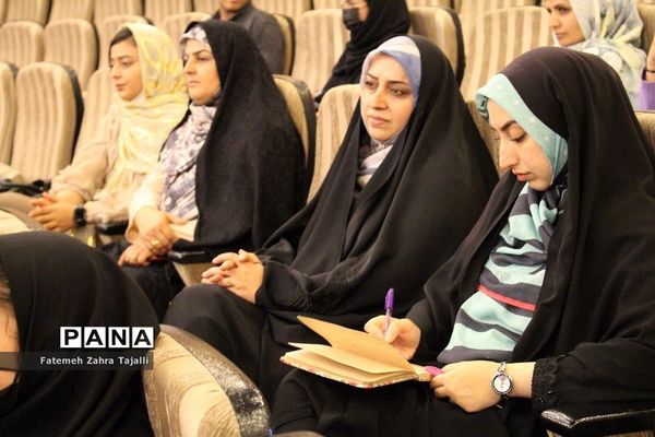 کارگاه آموزشی «روی صحنه زندگی کن »در استان سمنان