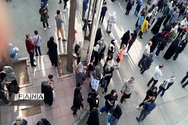 دومین  روز از کنکور  سراسری ۱۴۰۱ در البرز