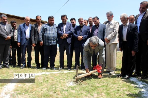 آیین کلنگ‌زنی دبستان شهید معصومی