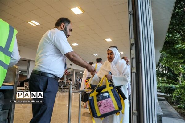 پرواز حجاج آذربایجان غربی به سرزمین وحی