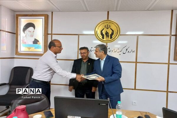 تجلیل از مدیران مدارس همدل استان بوشهر