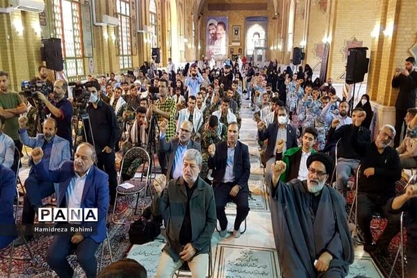 آیین گلریزان و عطرافشانی مزار شهدای هفتم تیر و یادمان شهدای ۷۲ تن