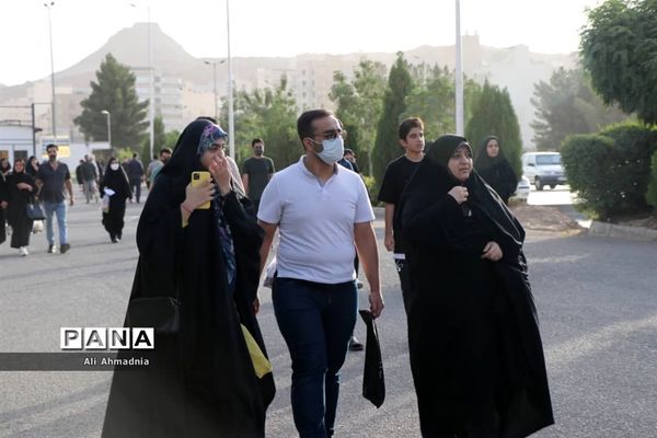 رقابت دانش‌آموزان در کنکور رشته تجربی-2