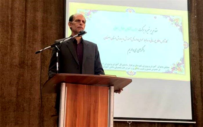 هیچ دانش‌آموزی نباید به علت مشکلات مالی از طرح تثبیت یادگیری باز بماند