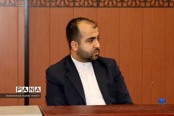 نشست اعضای سمن جوانان شهرستان دیر با مشاور جوان استاندار بوشهر