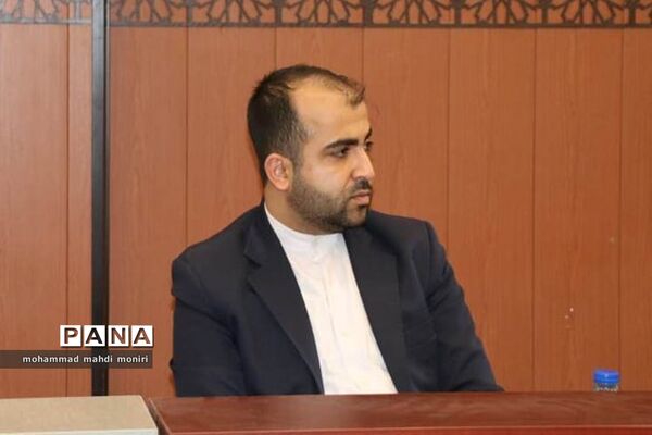 نشست اعضای سمن جوانان شهرستان دیر با مشاور جوان استاندار بوشهر