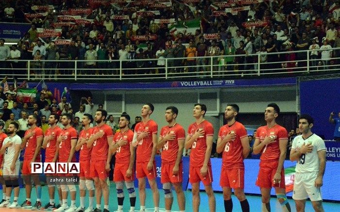 لیگ والیبال ملت‌ها ۲۰۲۲؛ ایران با لباس قرمز مقابل ایتالیا