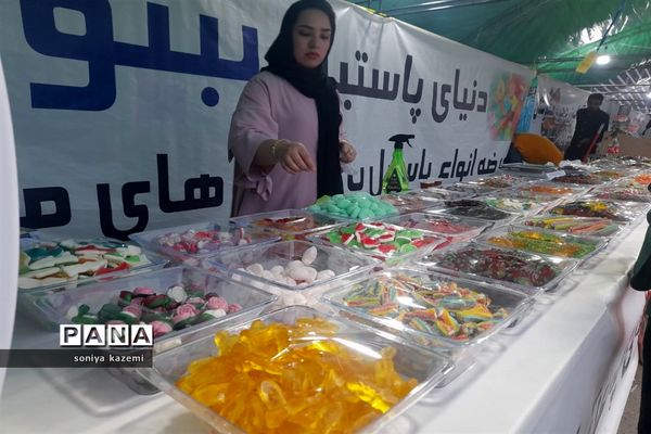 جشنواره بومی و محلی در ساری