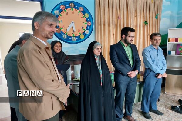 بازدیدمعاون ‌فعالیت‌های دانش‌آموزی سازمان دانش‌آموزی کشور از برنامه‌های تابستانی استان زنجان