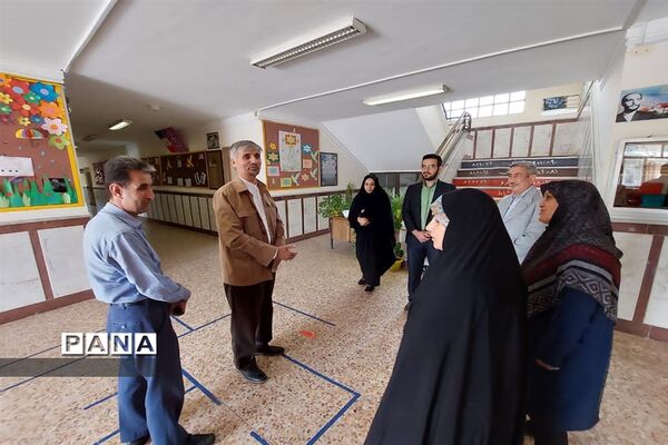 بازدیدمعاون ‌فعالیت‌های دانش‌آموزی سازمان دانش‌آموزی کشور از برنامه‌های تابستانی استان زنجان